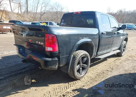 2015 Ram 1500 Outdoorsman z USA, uszkodzony, nr VIN 1C6RR7LT0FS636756